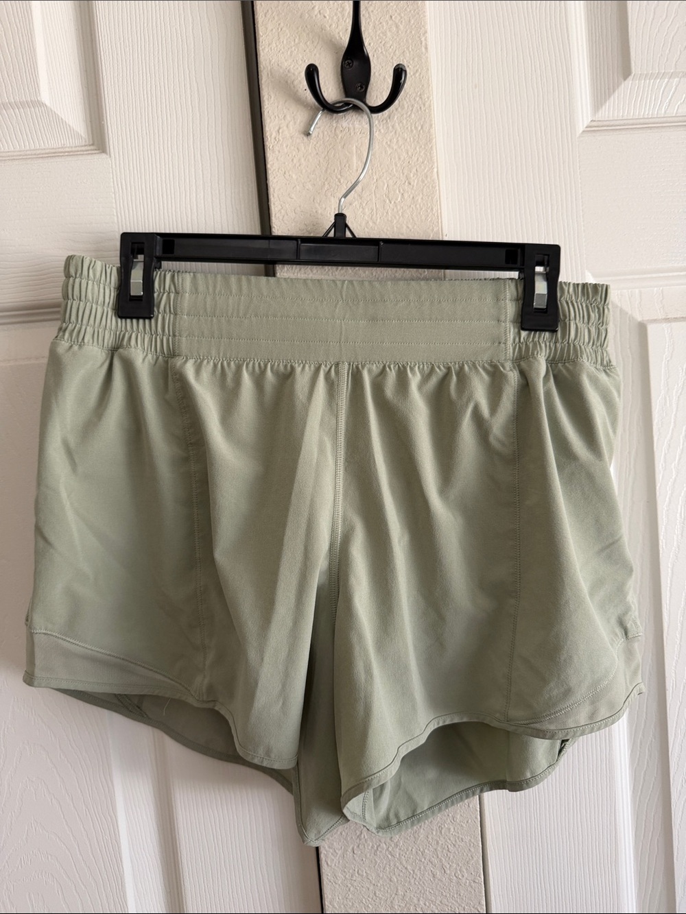 Lululemon Light Green Women’s Athletic Shorts